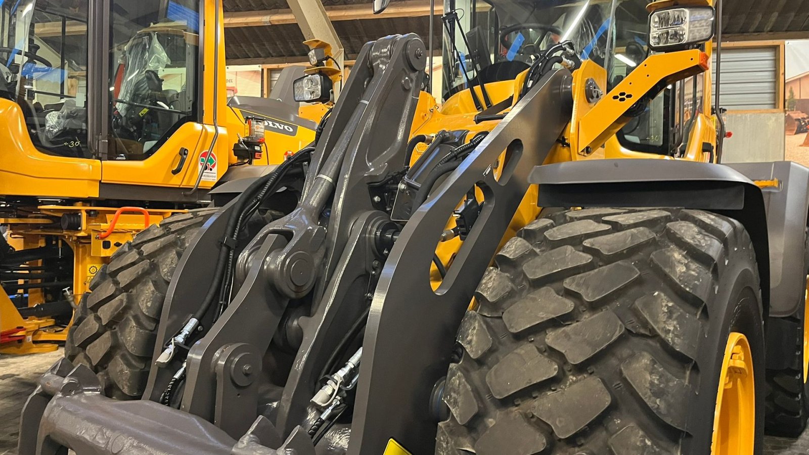 Radlader Türe ait Volvo L 90H  H2 fabriksny Dansk maskine med masser af udstyr, blan.Co-Pilot & med brede 650/65R25 hjul, Gebrauchtmaschine içinde Lintrup (resim 24)