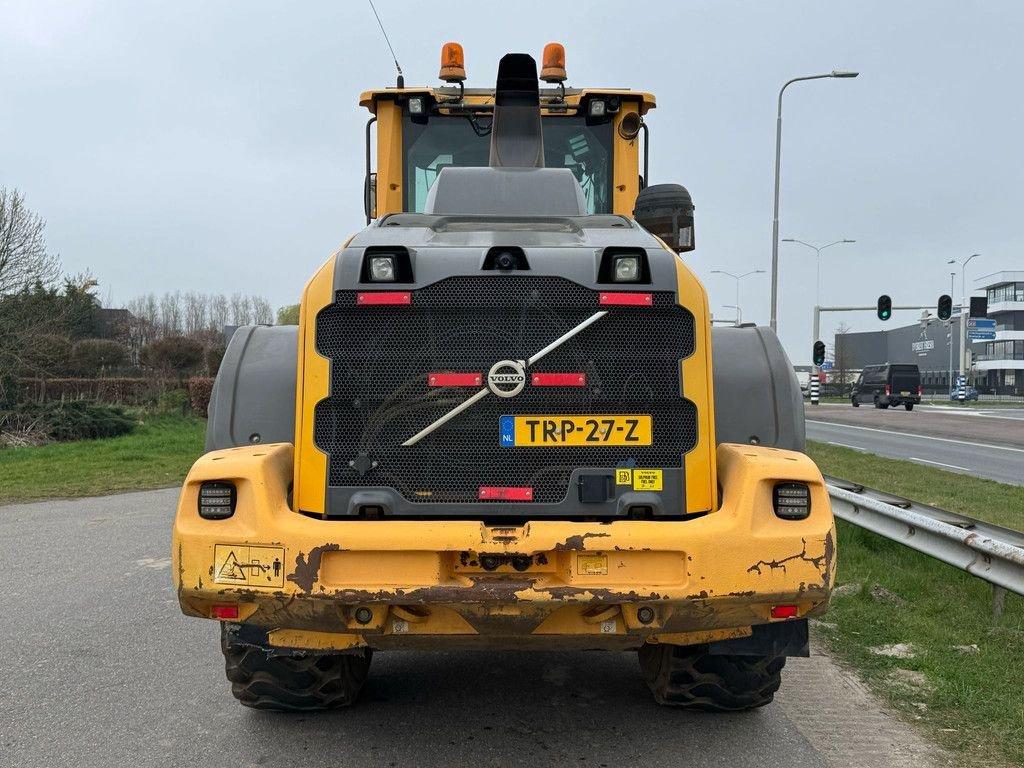Radlader des Typs Volvo L110H, Gebrauchtmaschine in Velddriel (Bild 4)