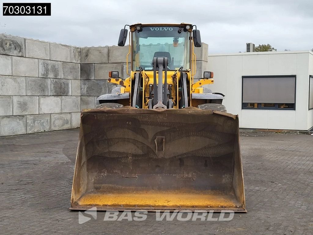 Radlader van het type Volvo L120 E Quick Coupler, Gebrauchtmaschine in Veghel (Foto 10)