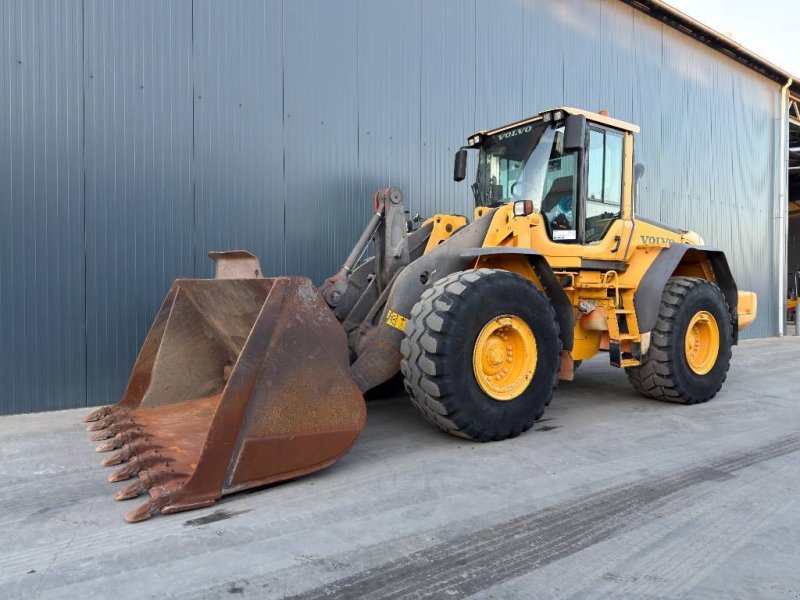 Radlader tip Volvo L120F, Gebrauchtmaschine in Venlo