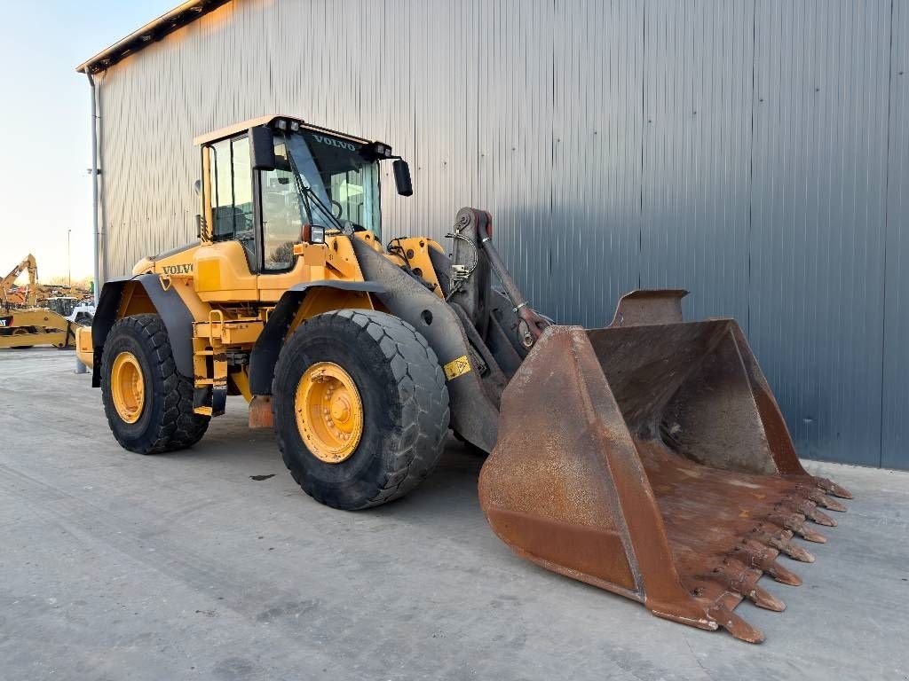Radlader of the type Volvo L120F, Gebrauchtmaschine in Venlo (Picture 9)