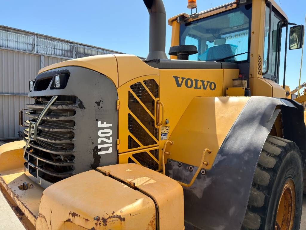 Radlader типа Volvo L120F, Gebrauchtmaschine в Venlo (Фотография 5)