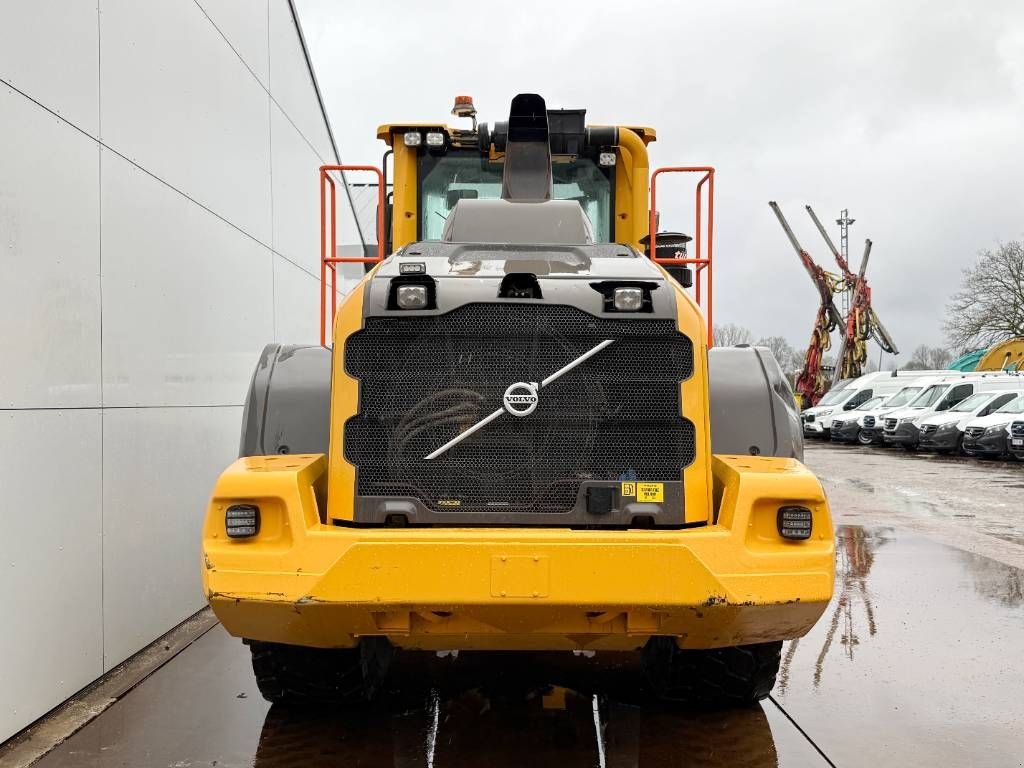 Radlader от тип Volvo L120H - 3rd Function / Weight System, Gebrauchtmaschine в Veldhoven (Снимка 4)