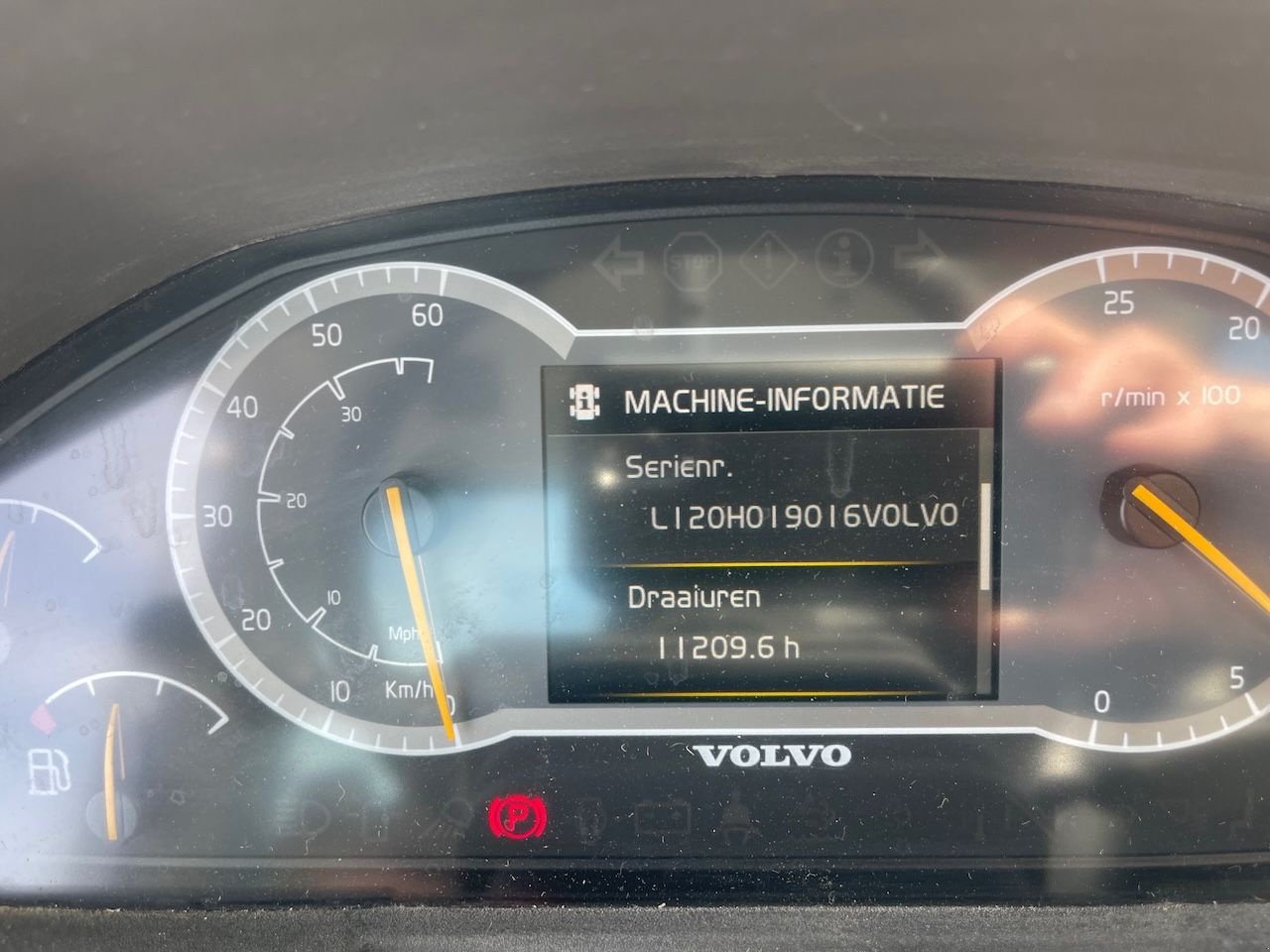 Radlader of the type Volvo L120H, Gebrauchtmaschine in Holten (Picture 7)