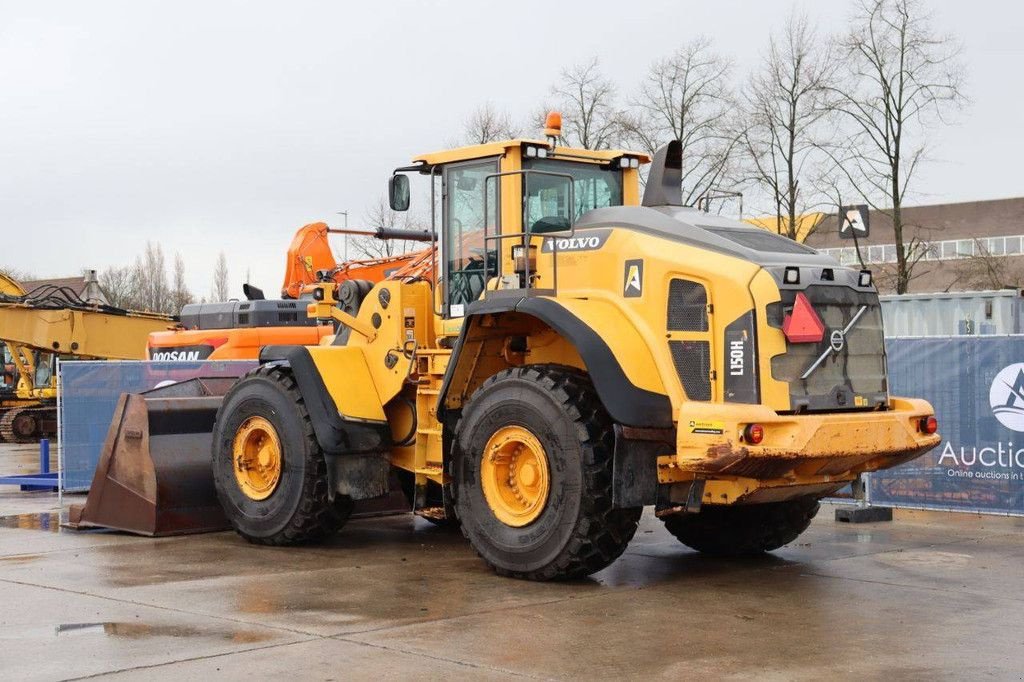 Radlader of the type Volvo L150H, Gebrauchtmaschine in Antwerpen (Picture 4)