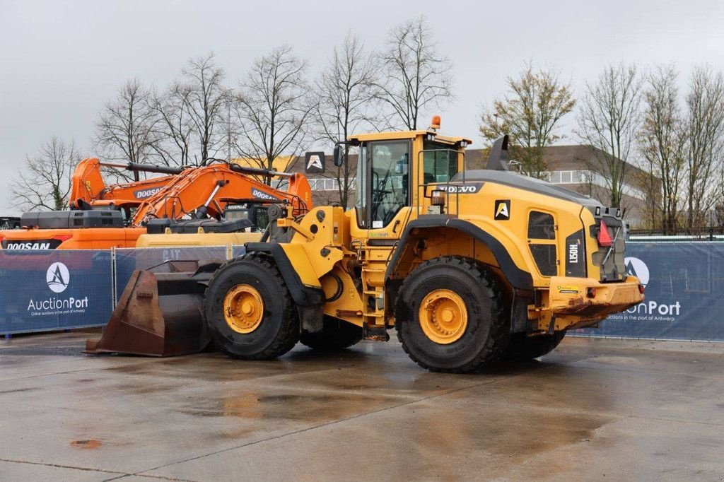 Radlader of the type Volvo L150H, Gebrauchtmaschine in Antwerpen (Picture 3)