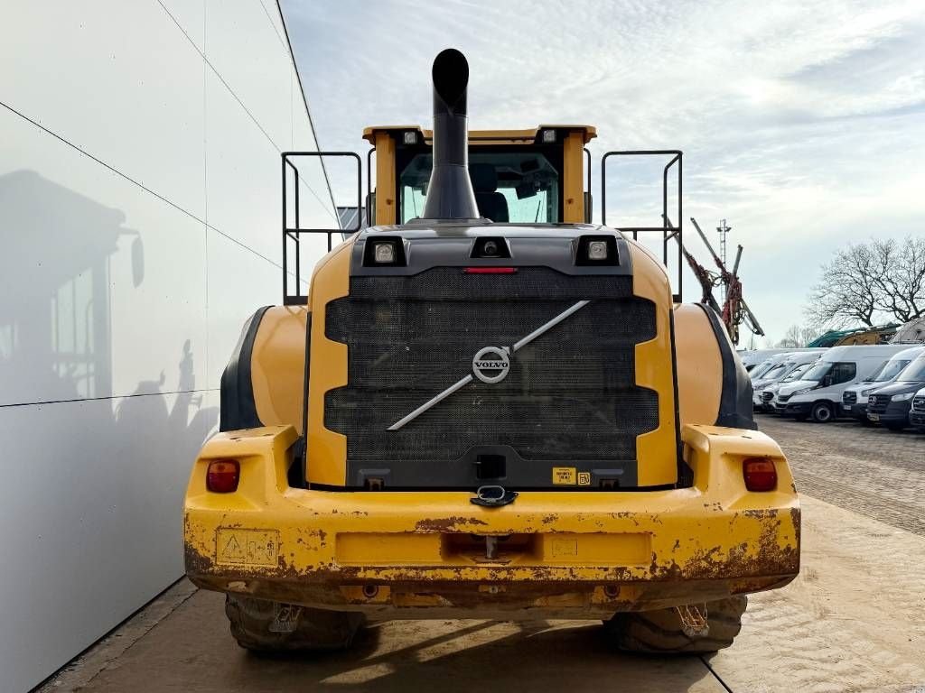 Radlader des Typs Volvo L180G - German Machine / Auto Greasing, Gebrauchtmaschine in Veldhoven (Bild 4)
