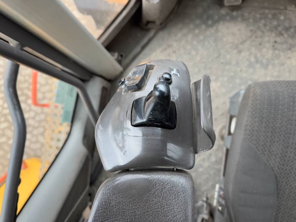 Radlader typu Volvo L220H - CDC Steering / Dutch Machine, Gebrauchtmaschine v Veldhoven (Obrázek 11)