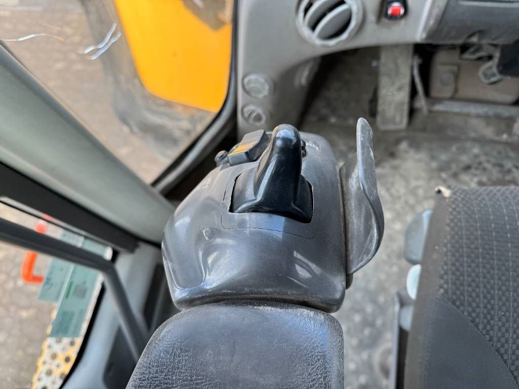 Radlader of the type Volvo L220H - Dutch Machine / CDC Steering, Gebrauchtmaschine in Veldhoven (Picture 11)