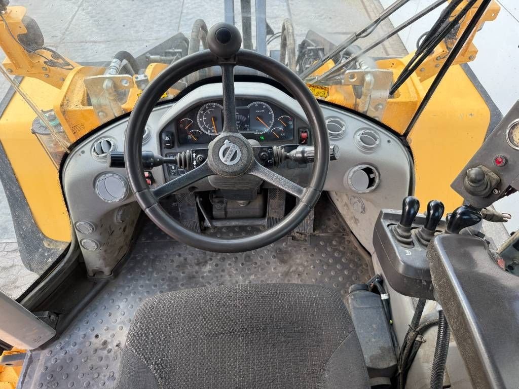 Radlader typu Volvo L220H - German Machine / 3rd Function, Gebrauchtmaschine v Veldhoven (Obrázek 10)