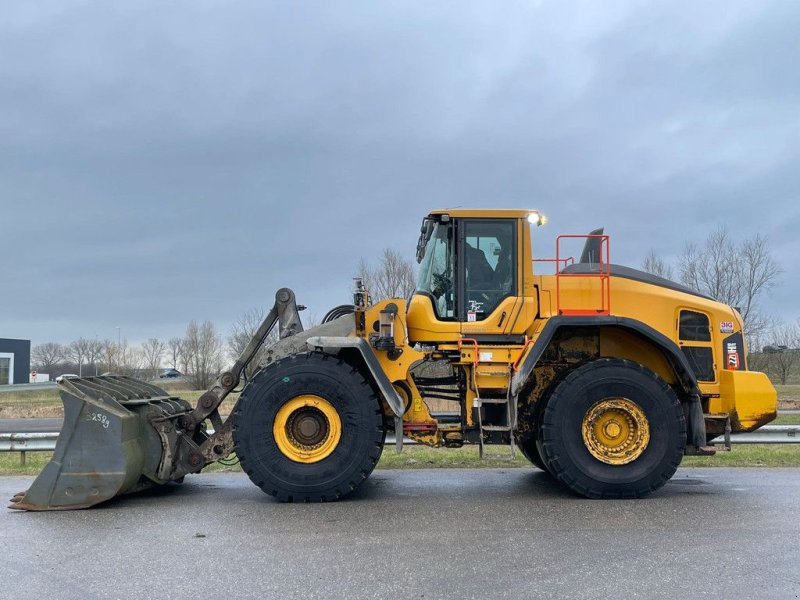 Radlader a típus Volvo L220H, Gebrauchtmaschine ekkor: Velddriel (Kép 1)