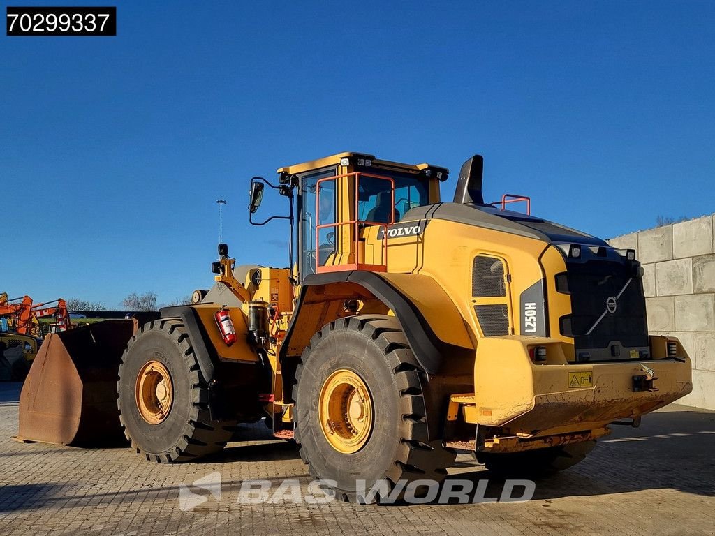 Radlader des Typs Volvo L250 H, Gebrauchtmaschine in Veghel (Bild 2)
