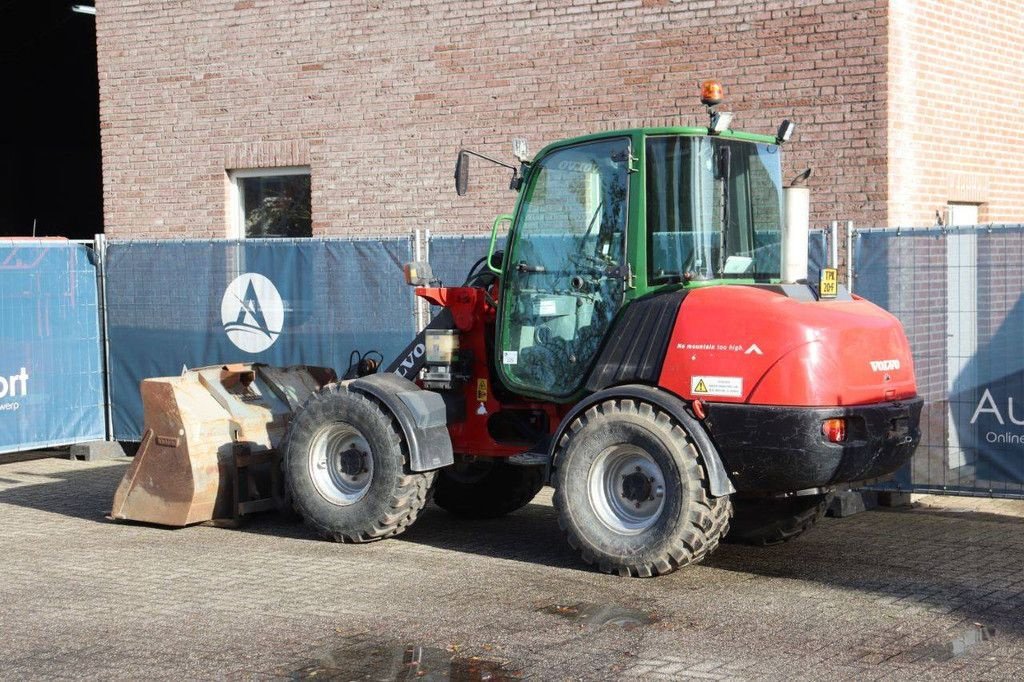 Radlader του τύπου Volvo L25B-P, Gebrauchtmaschine σε Antwerpen (Φωτογραφία 3)