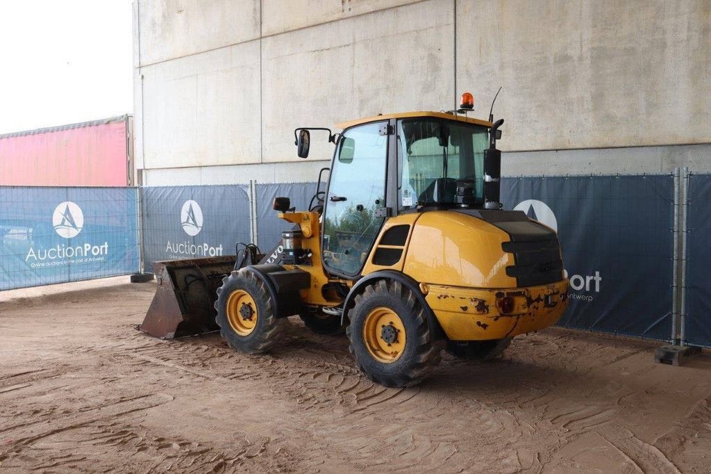 Radlader Türe ait Volvo L25F-P, Gebrauchtmaschine içinde Antwerpen (resim 3)