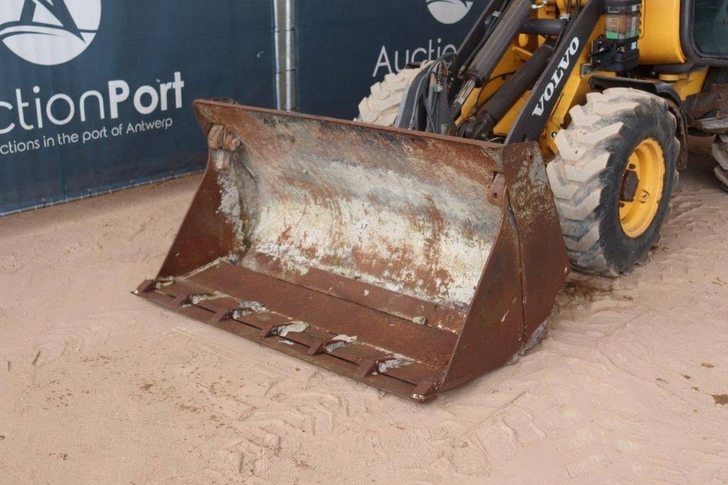 Radlader Türe ait Volvo L25F-P, Gebrauchtmaschine içinde Antwerpen (resim 10)