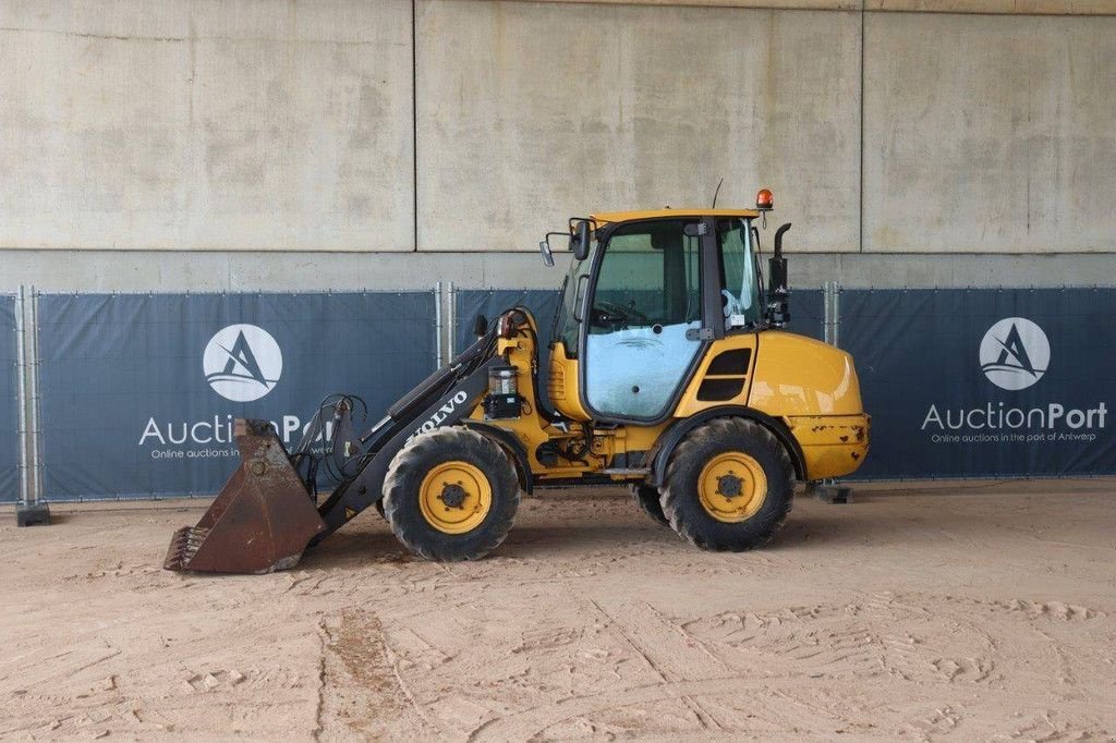Radlader Türe ait Volvo L25F-P, Gebrauchtmaschine içinde Antwerpen (resim 1)
