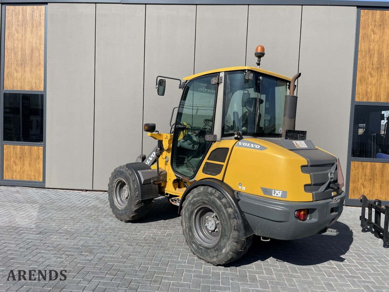 Radlader des Typs Volvo L25F-P, Gebrauchtmaschine in Krimpen aan de Lek (Bild 4)