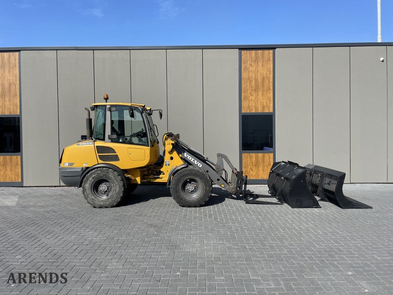 Radlader des Typs Volvo L25F-P, Gebrauchtmaschine in Krimpen aan de Lek (Bild 1)