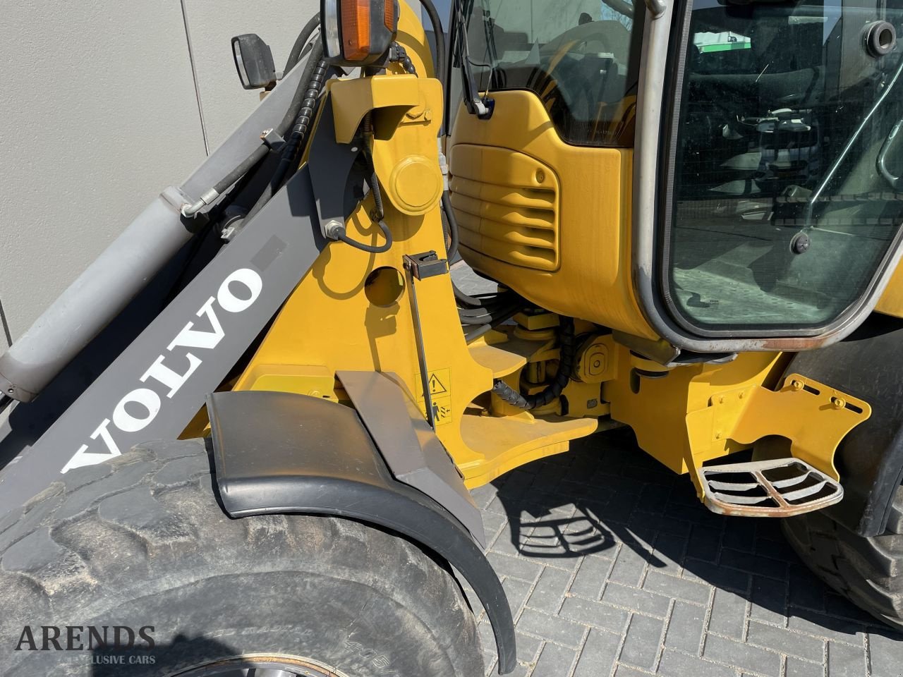 Radlader des Typs Volvo L25F-P, Gebrauchtmaschine in Krimpen aan de Lek (Bild 11)