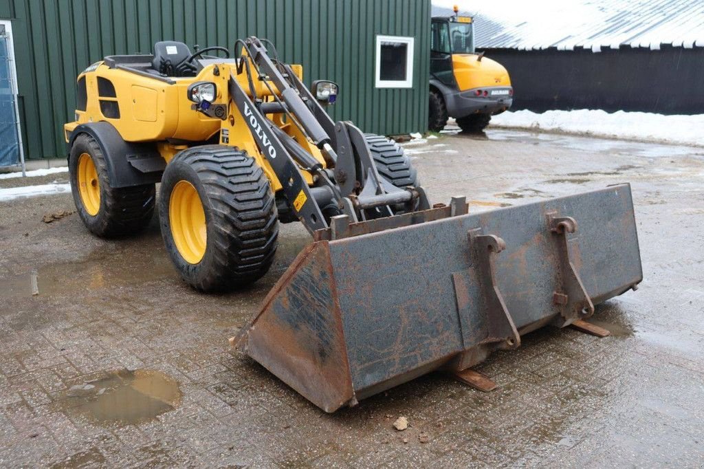 Radlader типа Volvo L25H, Gebrauchtmaschine в Antwerpen (Фотография 8)