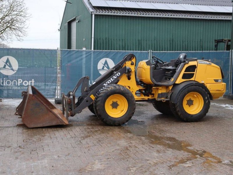 Radlader типа Volvo L25H, Gebrauchtmaschine в Antwerpen
