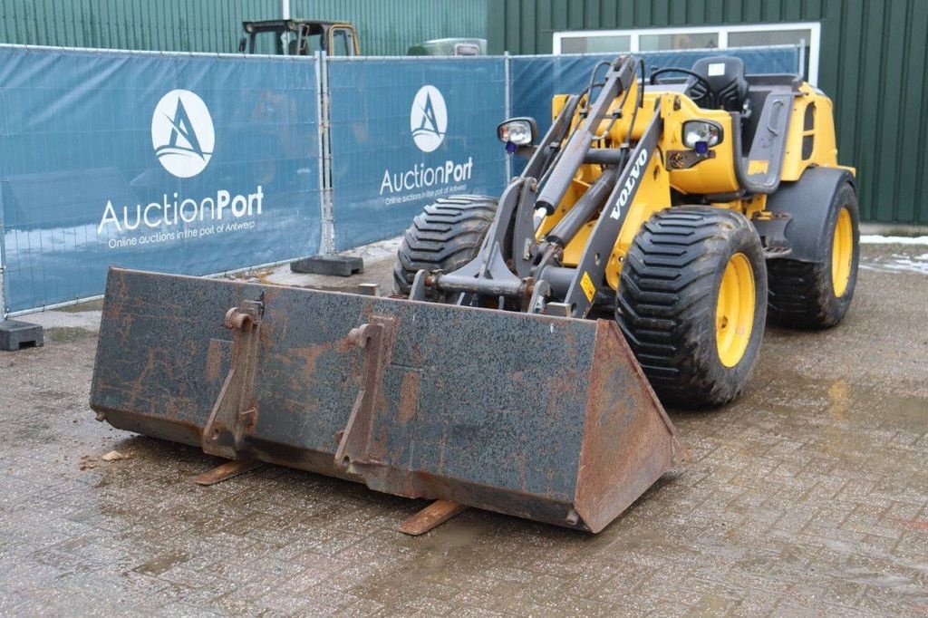 Radlader типа Volvo L25H, Gebrauchtmaschine в Antwerpen (Фотография 10)