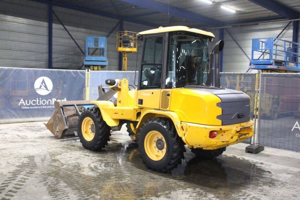 Radlader del tipo Volvo L30G, Gebrauchtmaschine en Antwerpen (Imagen 3)