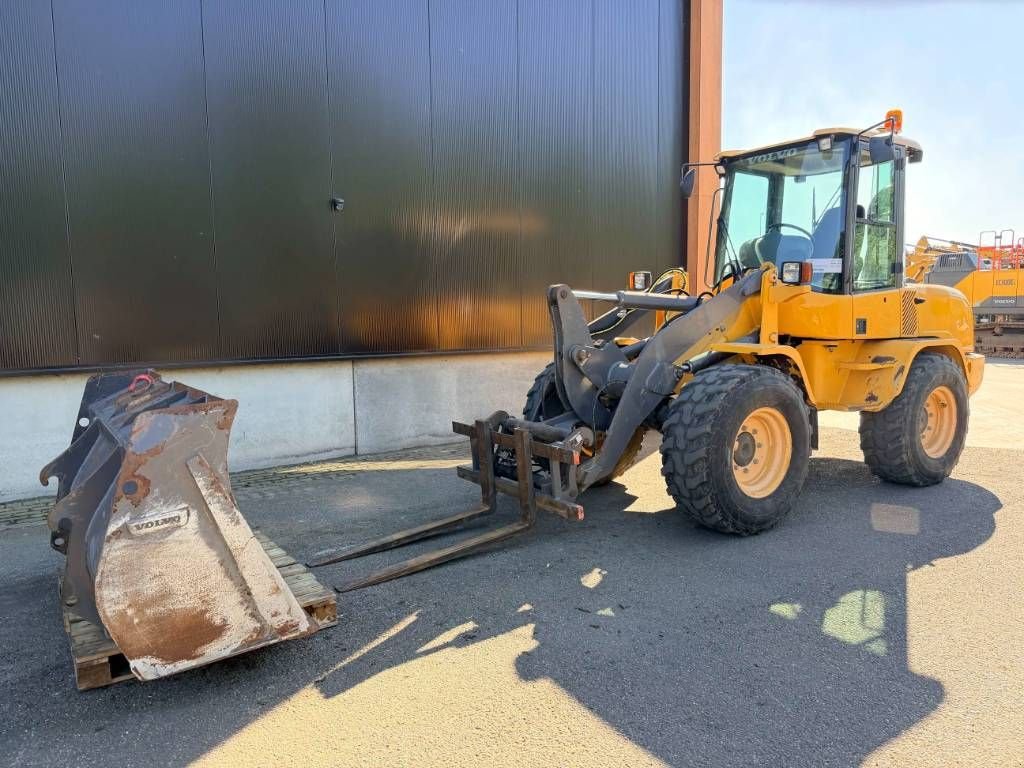 Radlader van het type Volvo L30G, Gebrauchtmaschine in Venlo (Foto 1)