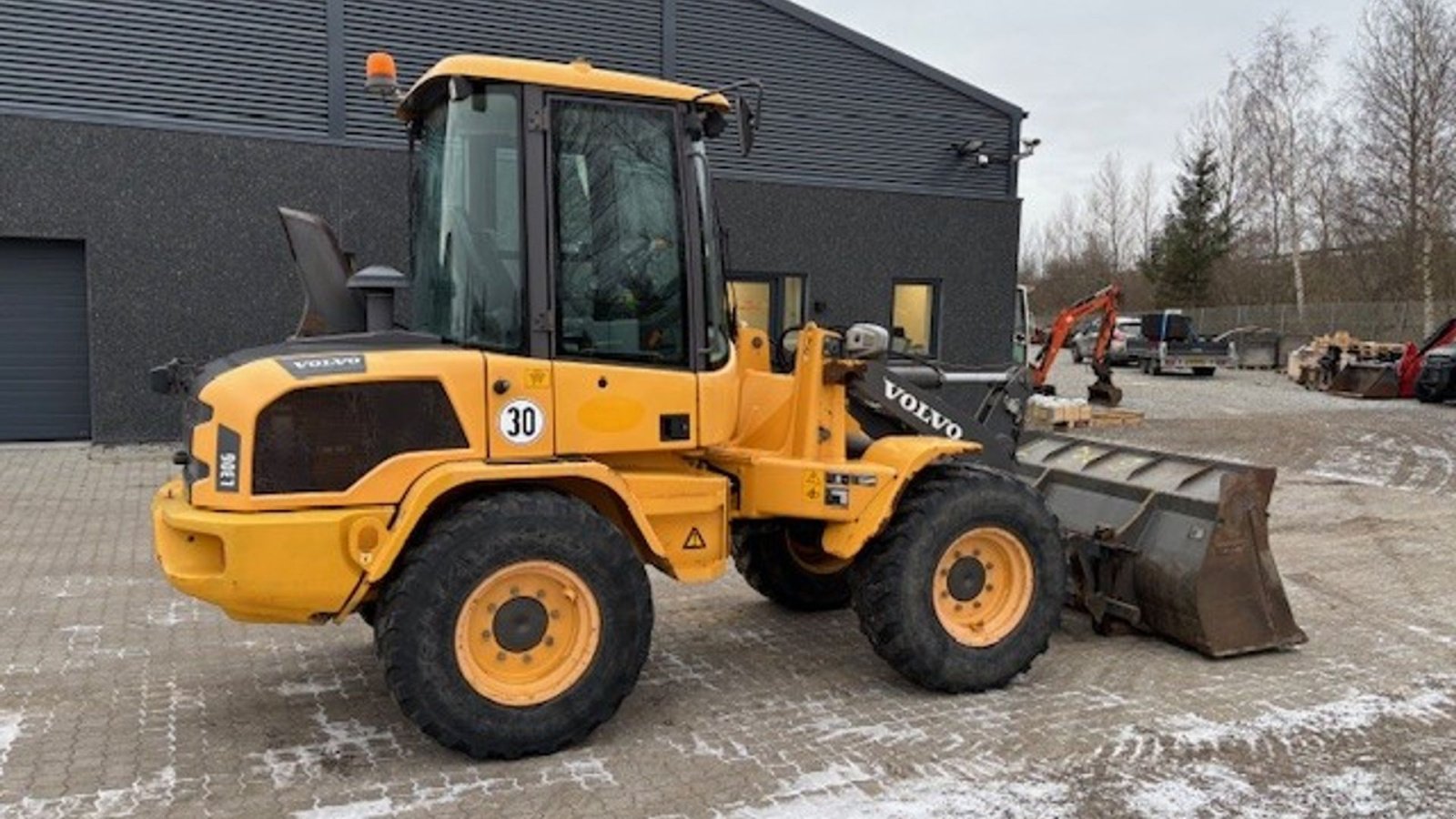 Radlader tipa Volvo L30GS, Gebrauchtmaschine u Nørresundby (Slika 2)
