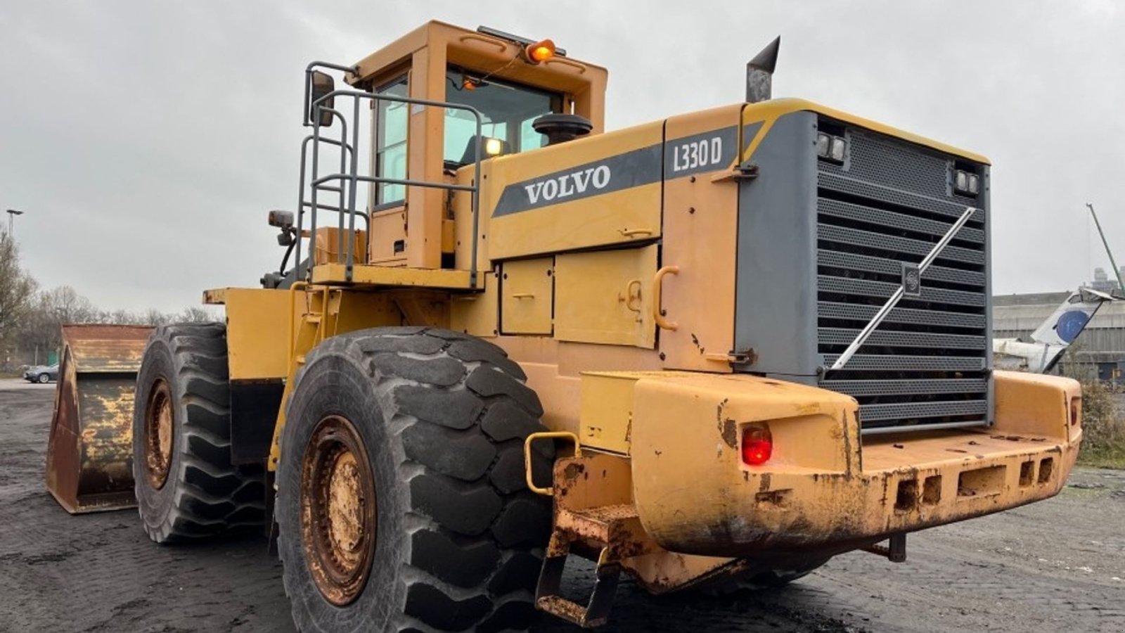 Radlader del tipo Volvo L330D Stor ged med 16L motor med 496hk, skovl og centralsmørring., Gebrauchtmaschine en Lintrup (Imagen 1)