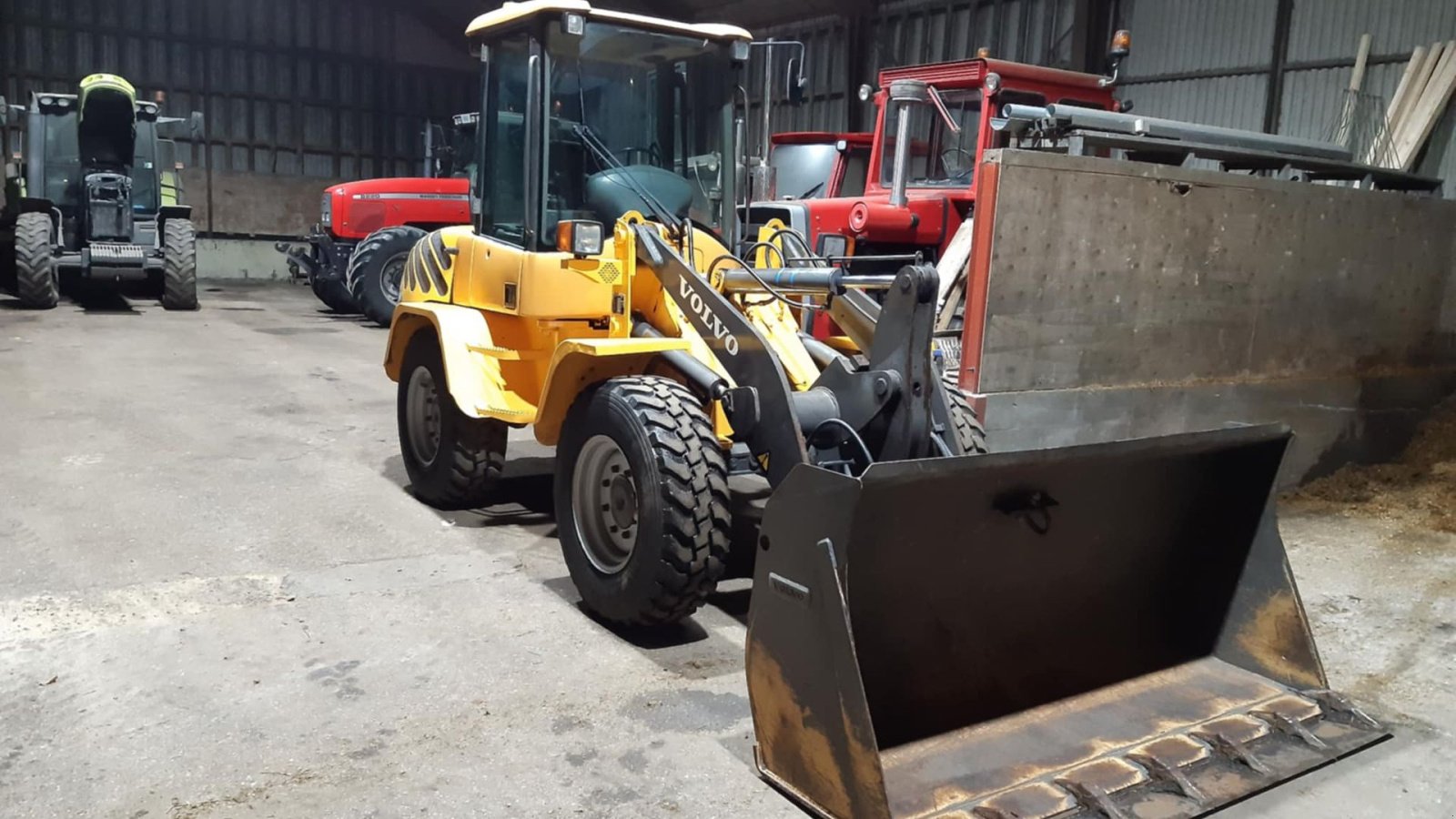 Radlader des Typs Volvo L35, Gebrauchtmaschine in Toftlund (Bild 2)