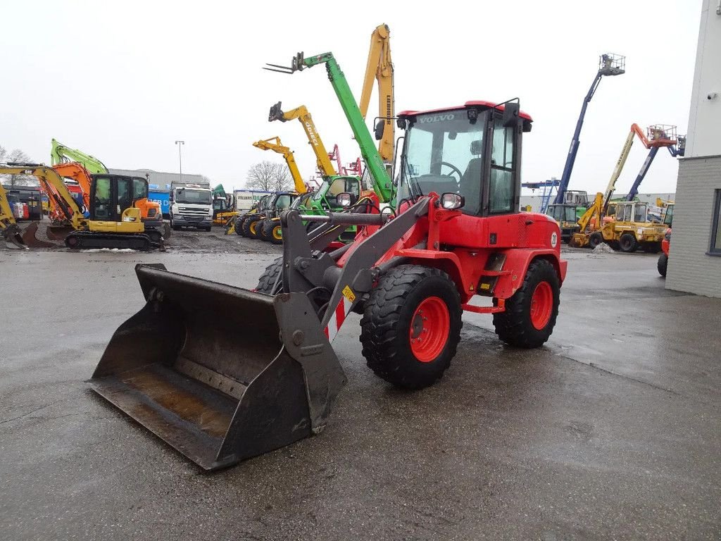 Radlader typu Volvo L35G, Gebrauchtmaschine v Zutphen (Obrázek 2)