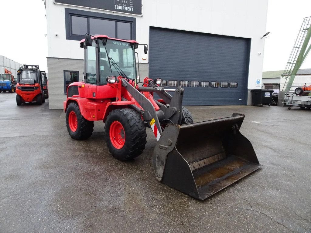 Radlader typu Volvo L35G, Gebrauchtmaschine v Zutphen (Obrázek 1)