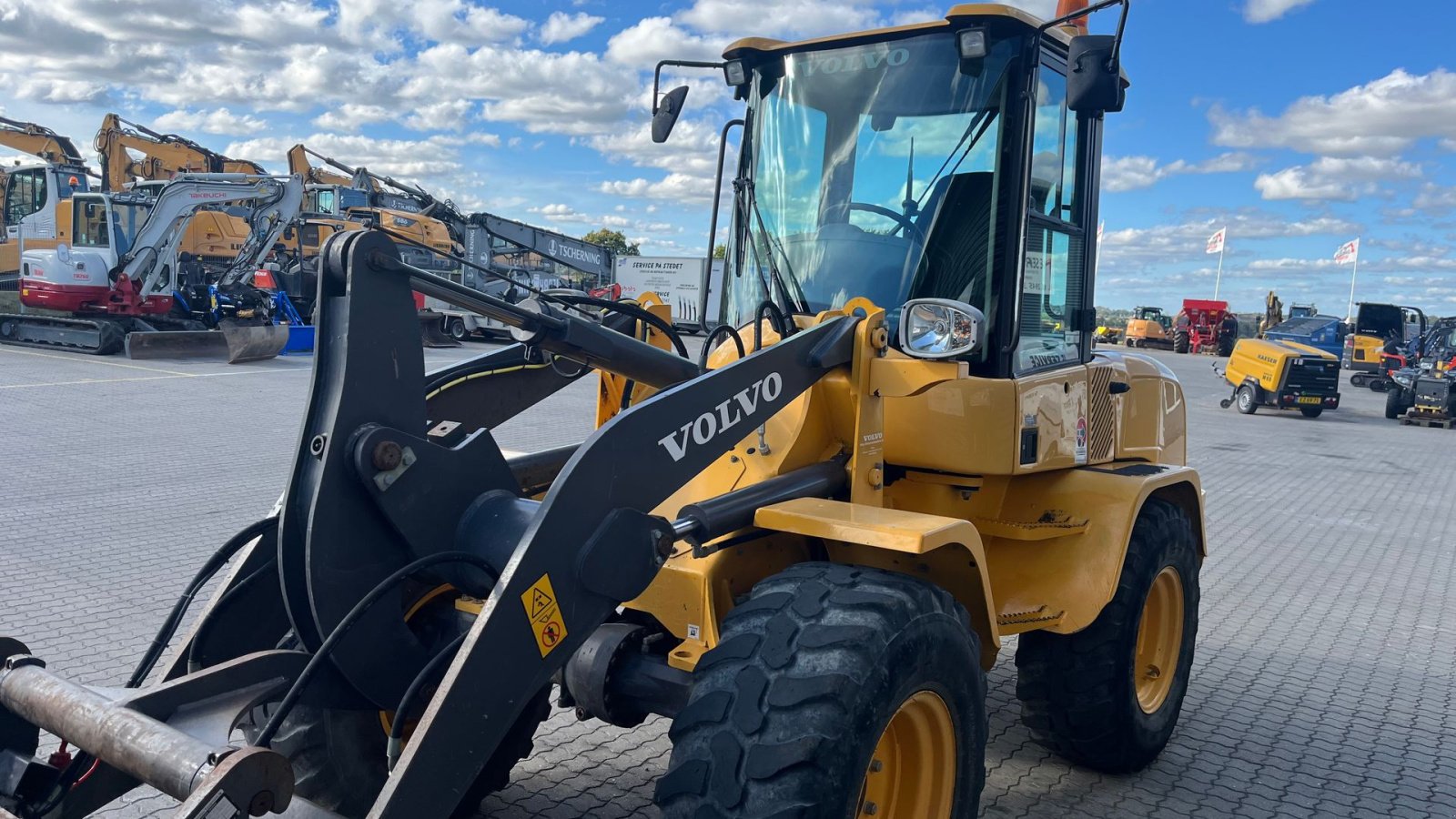 Radlader typu Volvo L35GS Med skovl og gafler, Gebrauchtmaschine v Rønnede (Obrázek 5)