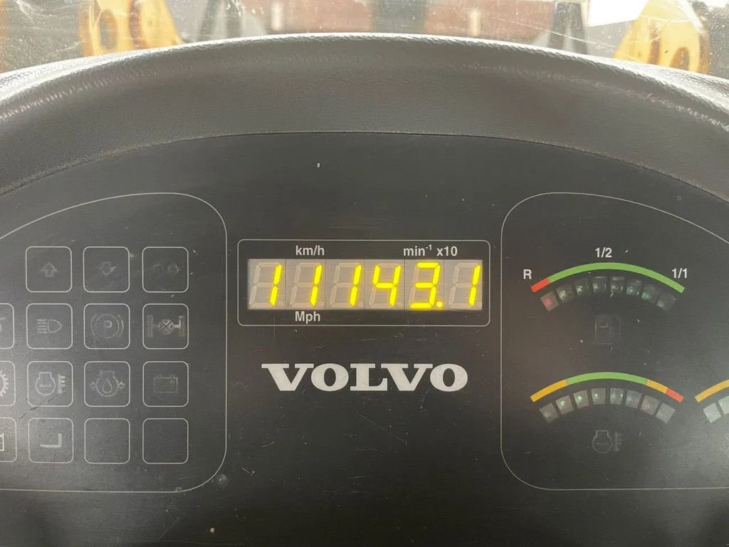 Radlader of the type Volvo L40B-TP Shovel Loader, Gebrauchtmaschine in Lunteren (Picture 2)