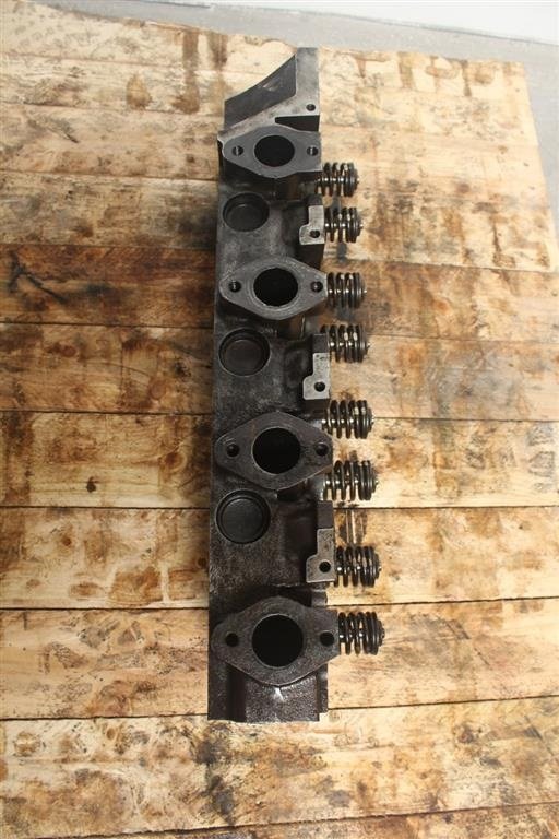 Radlader des Typs Volvo L45B Topstykke / Cylinder Head, Gebrauchtmaschine in Viborg (Bild 2)