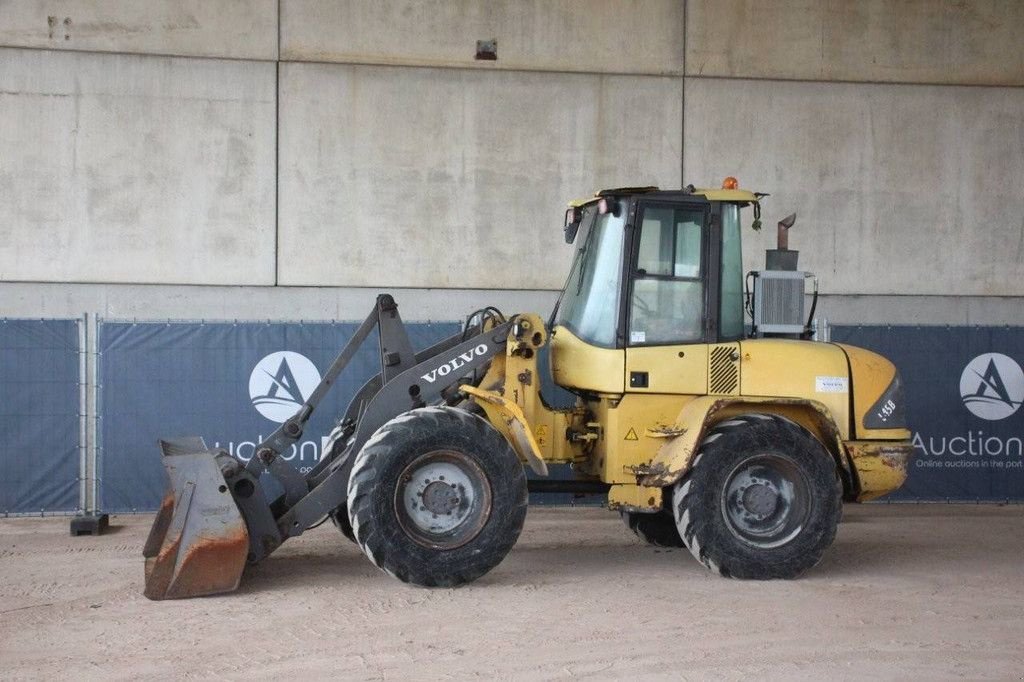 Radlader del tipo Volvo L45B-TP, Gebrauchtmaschine In Antwerpen (Immagine 1)