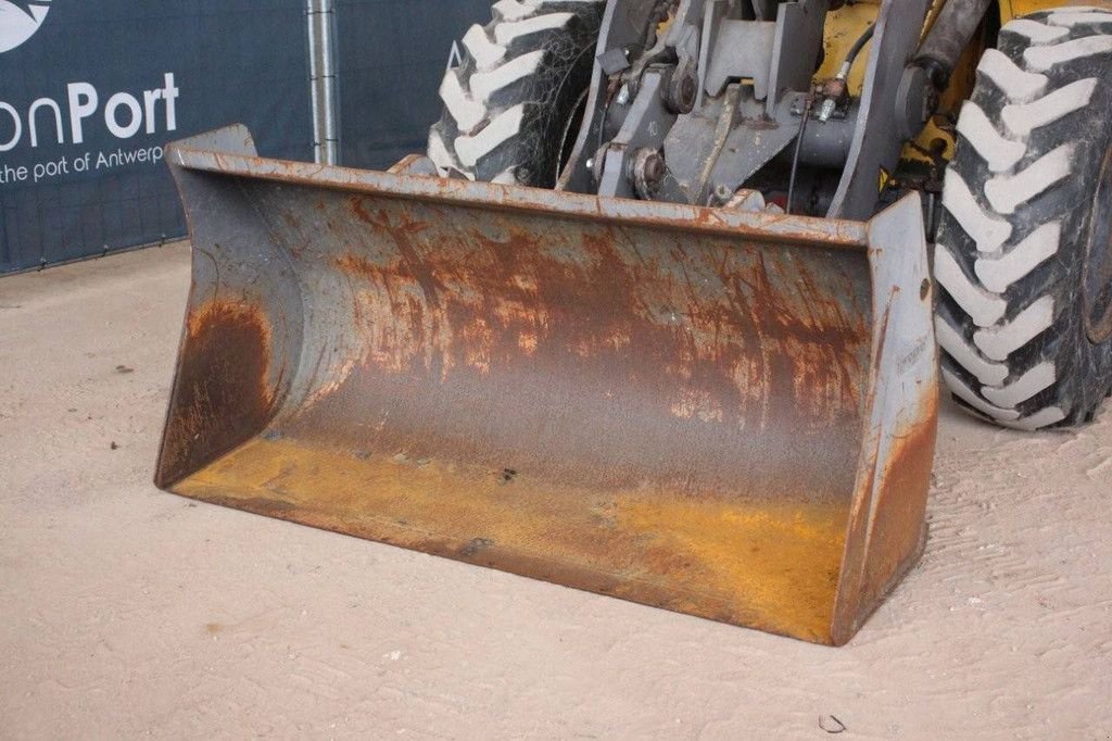 Radlader del tipo Volvo L45B-TP, Gebrauchtmaschine In Antwerpen (Immagine 10)