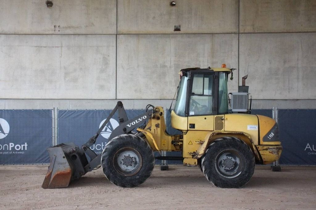 Radlader del tipo Volvo L45B-TP, Gebrauchtmaschine In Antwerpen (Immagine 2)