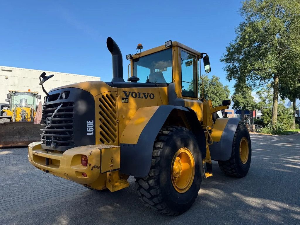 Radlader typu Volvo L60E, Gebrauchtmaschine v Doetinchem (Obrázek 4)