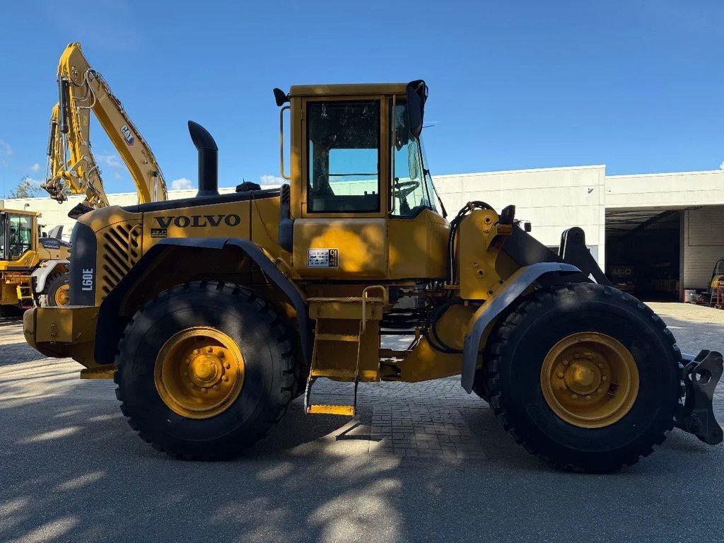 Radlader typu Volvo L60E, Gebrauchtmaschine v Doetinchem (Obrázek 5)