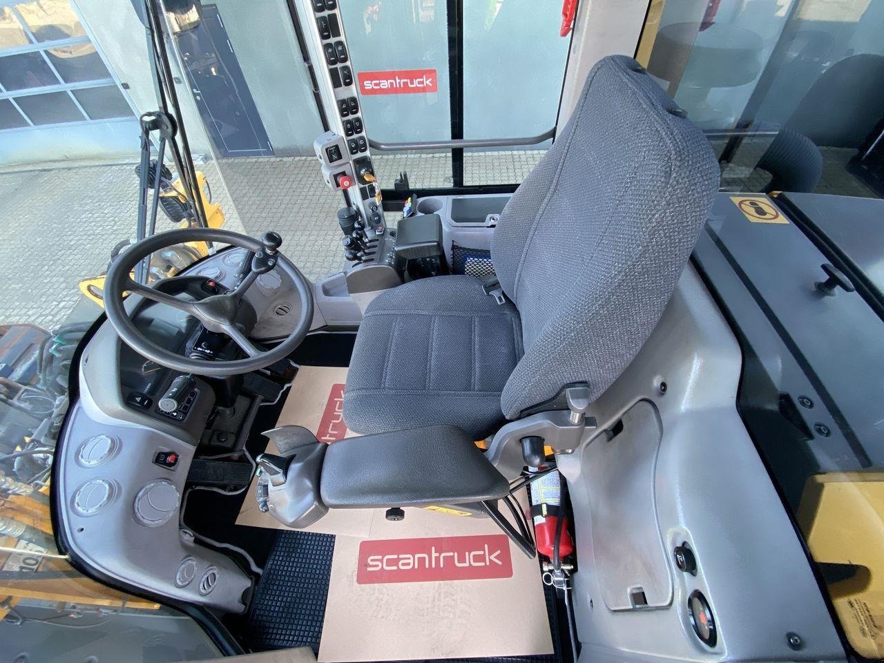 Radlader des Typs Volvo L60G, Gebrauchtmaschine in Skive (Bild 3)