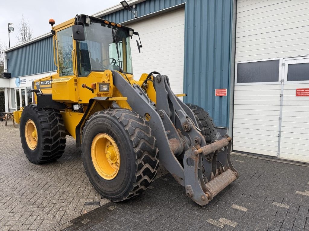 Radlader Türe ait Volvo L70C, Gebrauchtmaschine içinde Oirschot (resim 9)