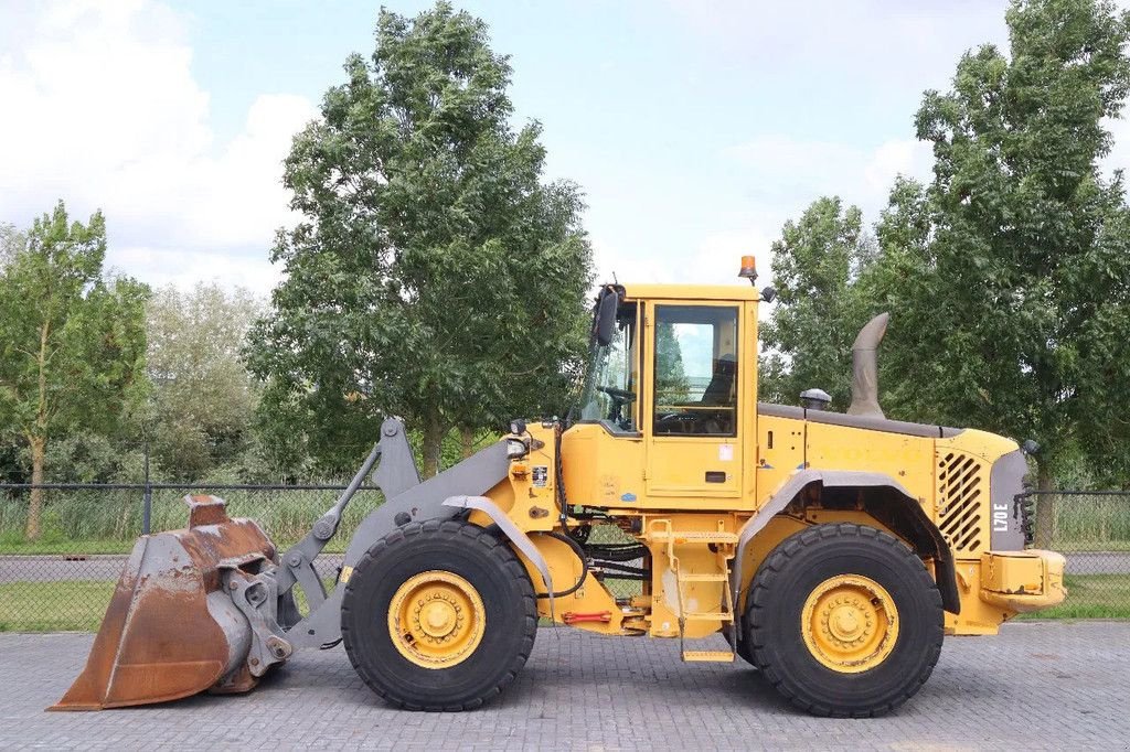 Radlader typu Volvo L70E BUCKET QUICK COUPLER EXTRA FUNCT AIRCO, Gebrauchtmaschine v Marknesse (Obrázek 1)