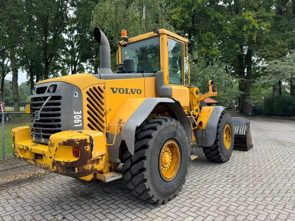 Radlader of the type Volvo L90E Loader shovel, Gebrauchtmaschine in Harskamp (Picture 8)
