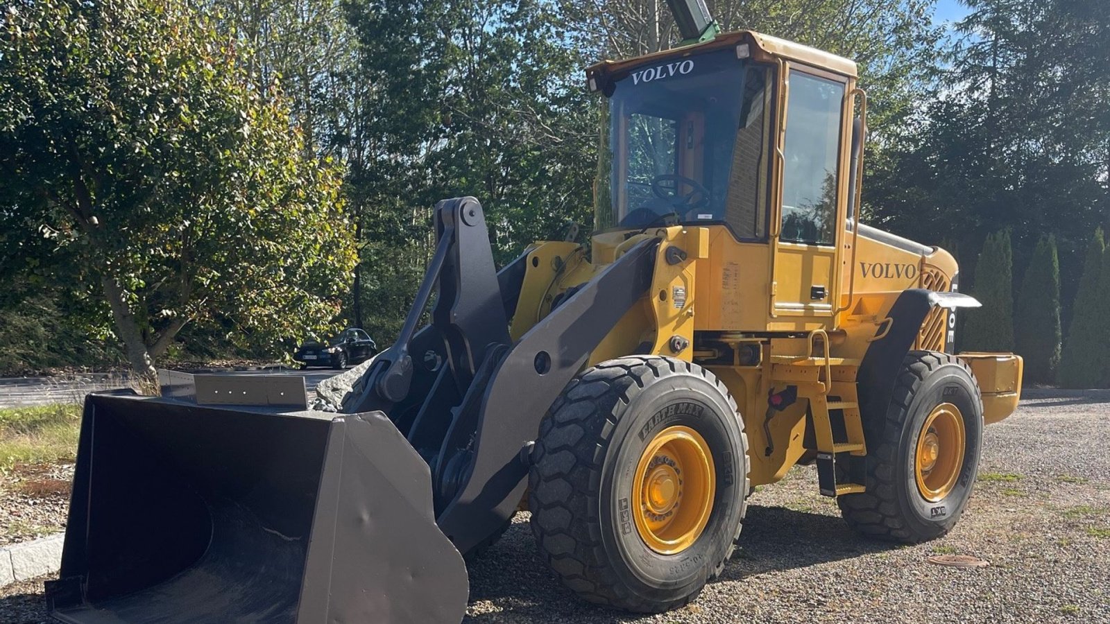 Radlader del tipo Volvo L90E, Gebrauchtmaschine In Videbæk (Immagine 1)