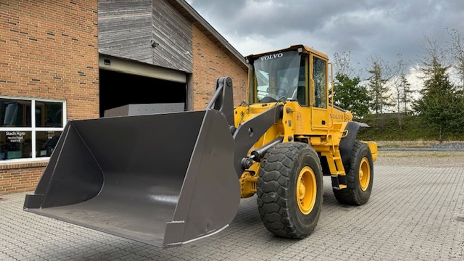 Radlader typu Volvo L90E, Gebrauchtmaschine v Videbæk (Obrázek 2)