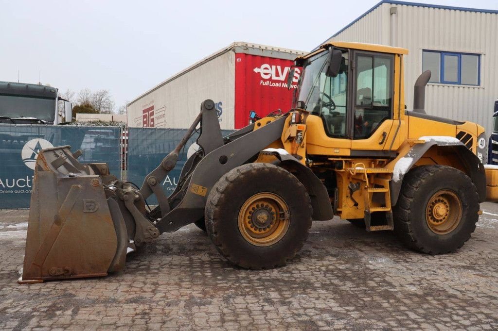 Radlader van het type Volvo L90F, Gebrauchtmaschine in Antwerpen (Foto 1)