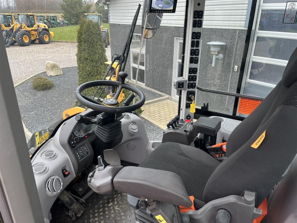 Radlader typu Volvo L90H  Dansk-maskine, med alt udstyr på. CDC, BSS, Lock-UP, 650mm hjul & centralsmørring, Gebrauchtmaschine v Lintrup (Obrázek 3)