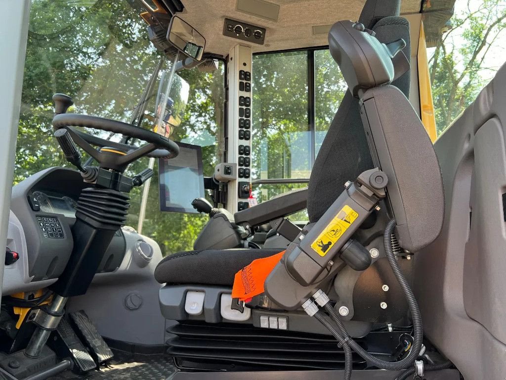 Radlader of the type Volvo L90H Full Option, Gebrauchtmaschine in Doetinchem (Picture 8)